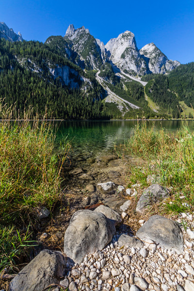 高山和湖泊景观，戈索泽湖，阿尔卑斯山，奥地利，欧洲。