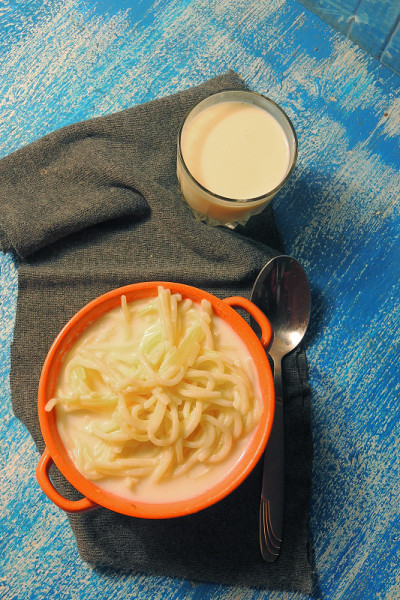 儿童牛奶粥