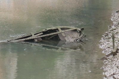 沉没的船