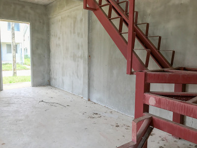 楼梯在建设中