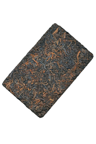 压榨普洱茶在一个白色的背景孤立。