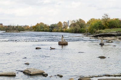 2017 Inukshuks在Remics Rapids