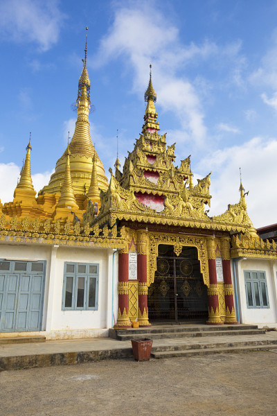 Mway Daw Payagyi 寺