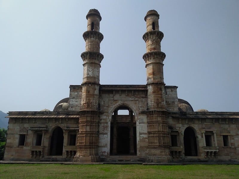 来自印度古吉拉特邦pavagadh champaner的Kevada清真寺