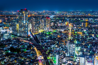 日本古都地区城市天际线空中夜景