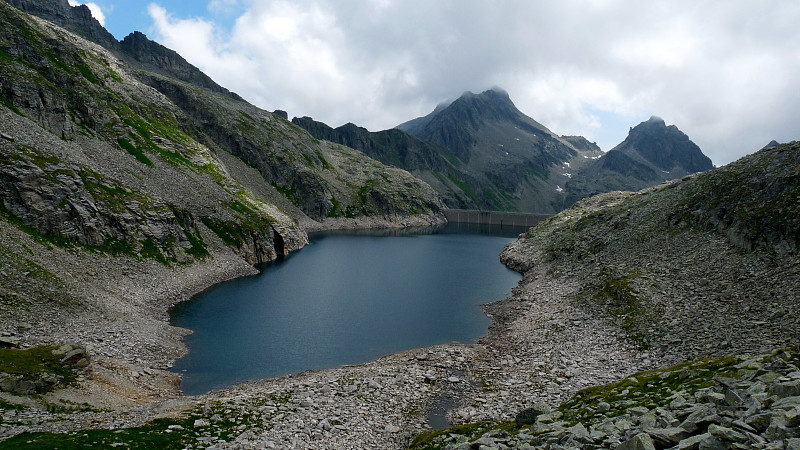 阿尔卑斯山在Kärnten，奥地利