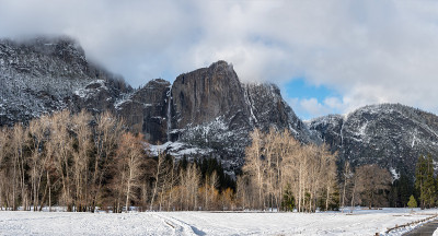 优山美地瀑布全景