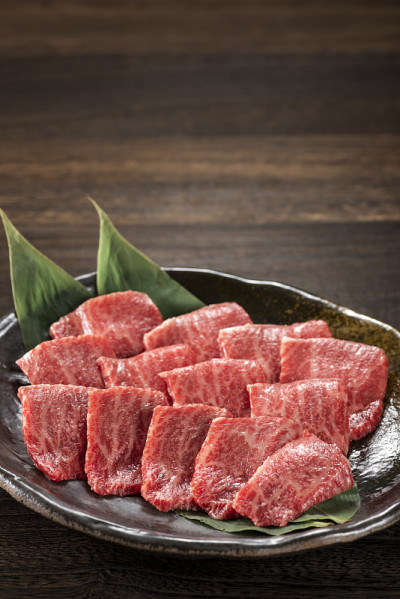 骨肉或h -骨，牛臀圆