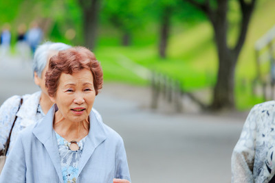 日本老年妇女旅游