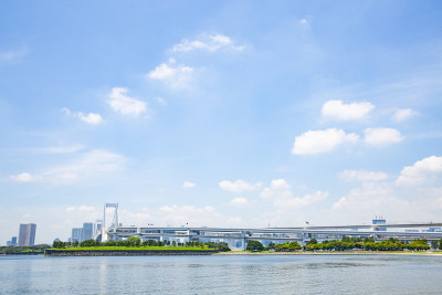 台场海滩和东京湾(日本东京)