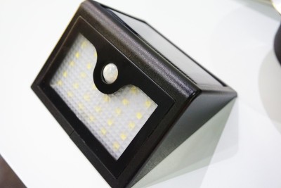 太阳能电池和LED