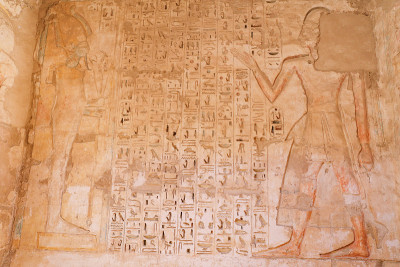 埃及象形文字在Medinet Habu神庙，卢克索，埃及