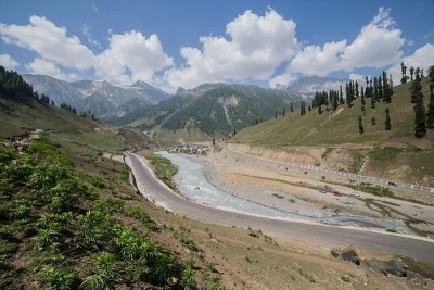 山谷在Sonamarg