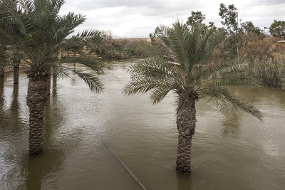 在耶利哥附近的Qasr el Yahud，根据传统，这是以色列人渡过约旦河的地方，耶稣在那里受洗。以