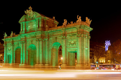 Alcala Gate (Alcala Gate)