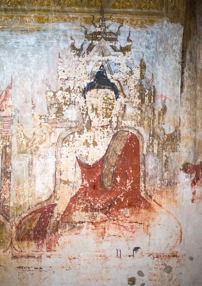 美丽的古代佛祖画在一个缅甸壁画内的苏拉玛尼寺庙