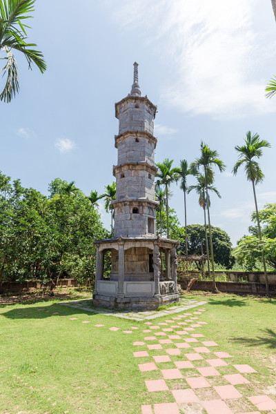 宝莲塔在但塔寺
