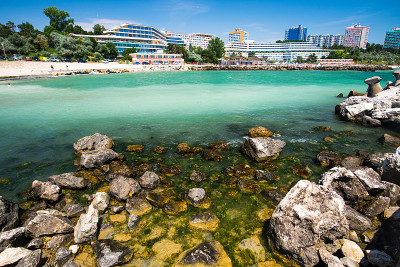 海边的海岸线