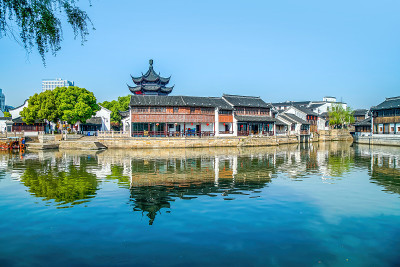 江南古镇街景
