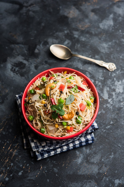 Semiya Upma或Vermicelli upppuma或upppittu是一个受欢迎的早餐菜单