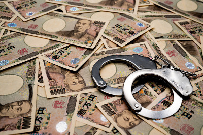 金钱和手铐