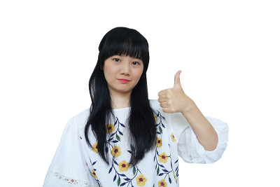 可爱的亚洲女孩。