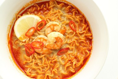 新加坡美食，虾叻沙面