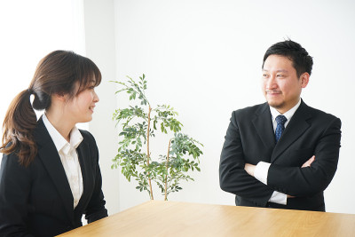 老板教育新生