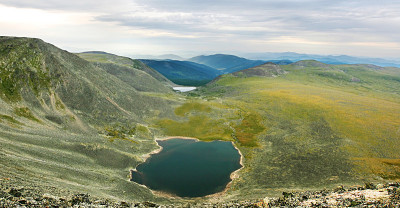 山湖