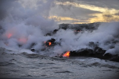 夏威夷火山爆发。