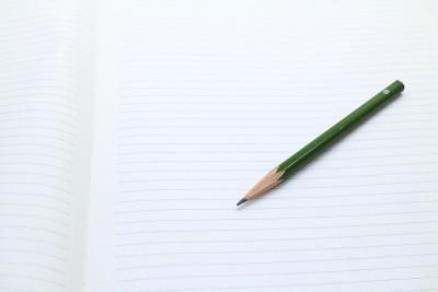 铅笔和笔记本的图像材料