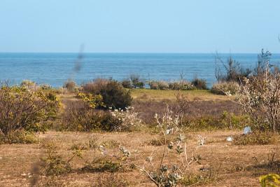 从印度泰米尔纳德邦金奈附近的东海岸公路孟加拉湾的风景