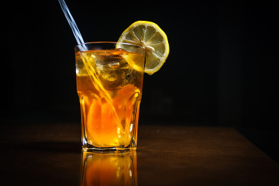 酒精和非酒精鸡尾酒