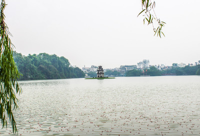 河内的剑湖