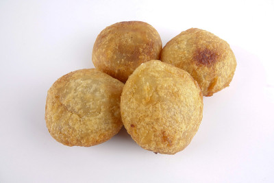 亚洲/马来传统食物-椰馅红薯球。