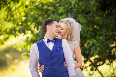 婚礼的夫妇。新娘和新郎。婚姻的概念