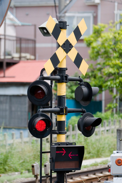 当地的铁路道口