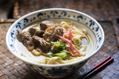 冲绳县当地美食荞麦面