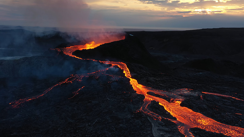 火山喷发的鸟瞰图，fagradalsjall火山，冰岛