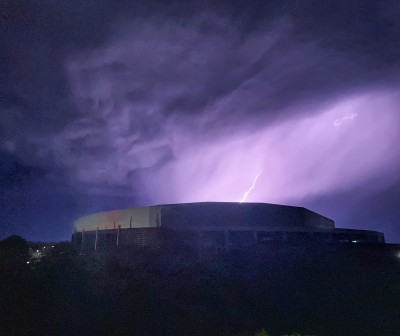 雷击在N.小石城，AR