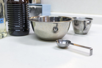 称一下调味料的量