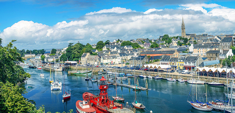 老师。鲁河港全景。菲,Brittany