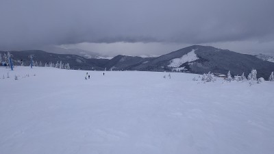喀尔巴阡山脉的冬季景色