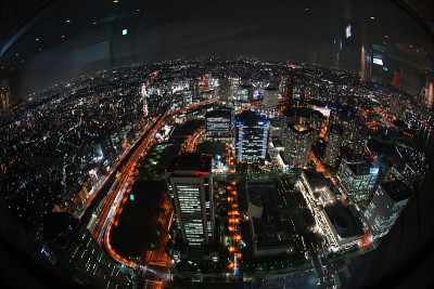 横滨地标大厦的夜景