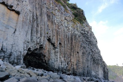 如沙洲状节理、奇岩、峭壁、海岸、