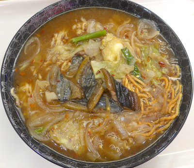 餐厅鳗鱼面特写