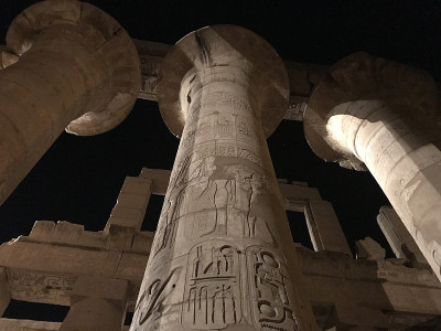 卡纳克神庙之夜