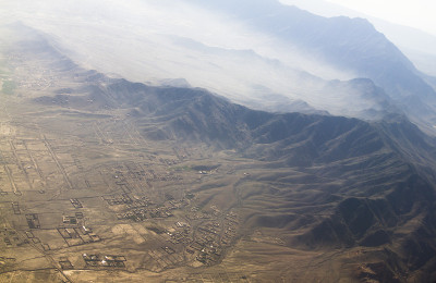 阿富汗坎大哈省的村庄和山区