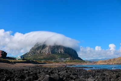山房山，海岸，云;