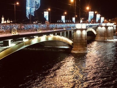 皇城之夜